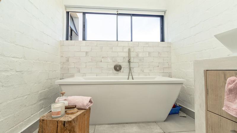 3 Bedroom Property for Sale in Stilbaai East Western Cape